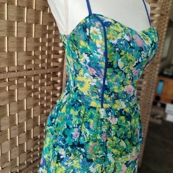 Sugarlips Floral Dress - Picture 5 of 13